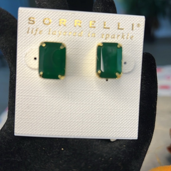 Sorrelli Stud Sale! NWT Sorrelli Emerald studs - Picture 2 of 4